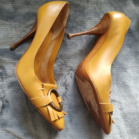 Yves Saint Laurent shoes - Picture 3 of 5